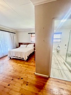 4 Bedroom Property for Sale in Outeniqua Strand Western Cape